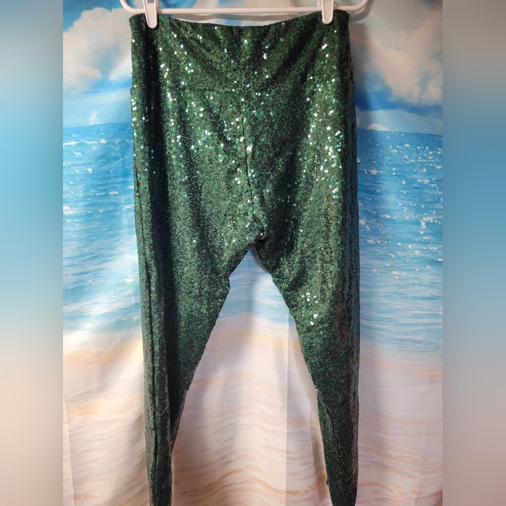 TIPSY ELVES NWOT DARK GREEN‎ SEQUIN LEGGINGS SIZE L